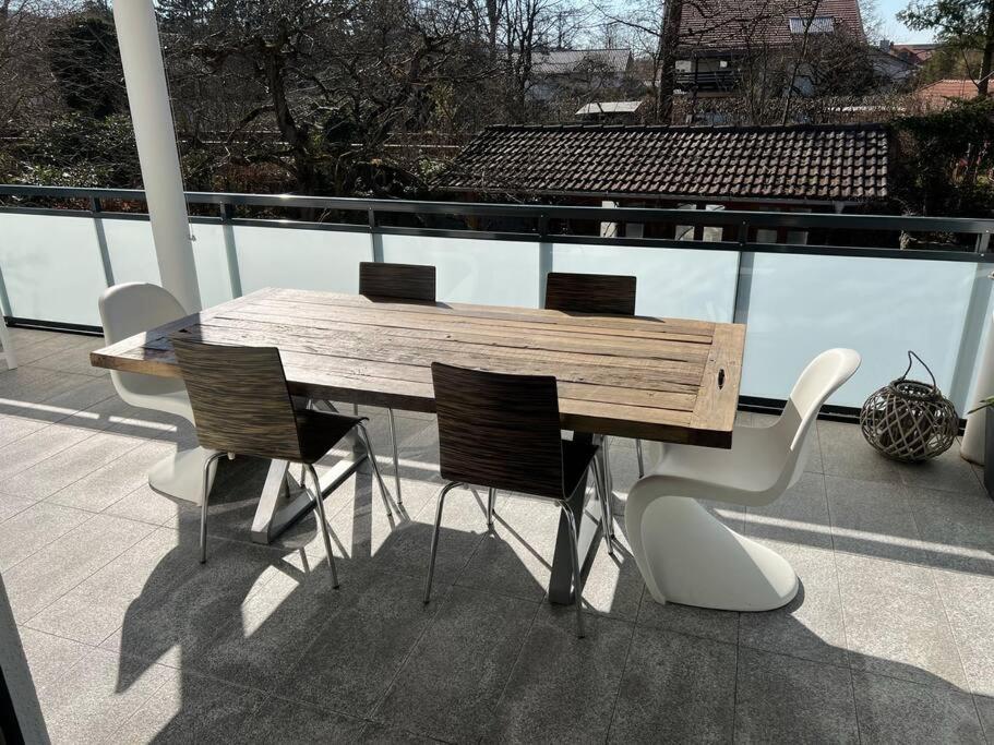 Gemuetliche Wohnung Mit Grosser Terrasse Bruckmühl Exterior foto